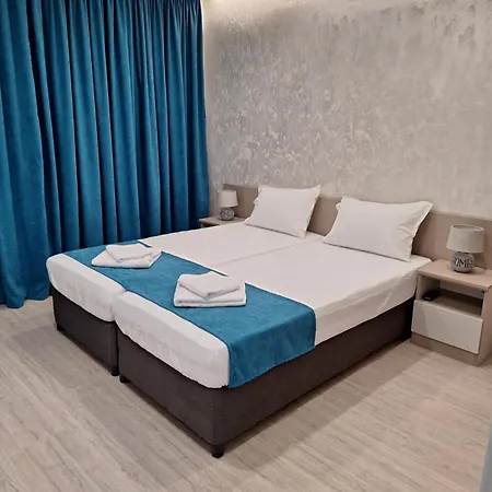 Park View Apartment *